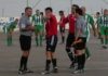 Momento del partido en el que el colegiado decide suspender el choque.