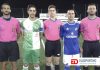Trío arbitral y capitanes, antes de que comience el encuentro.
