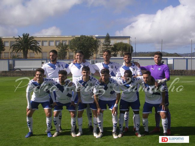 Once Inicial del CD Tenerife B. 
