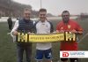 Gesto del Atlético Tacoronte con Rober.