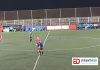 Secuencia del encuentro de esta pasada temporada entre el Furia Arona y el Arguijón. Visión desde lo alto, se pueden ver ambos banquillos.