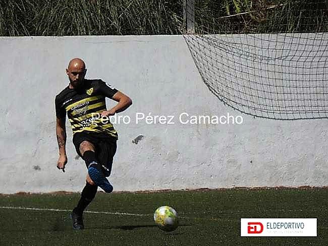 Tana Nolasco en el Atlético Tacoronte. 