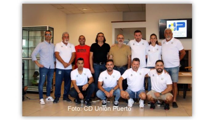 Imagen del Cuerpo técnico del Unión Puerto para la temporada 2022 - 23.