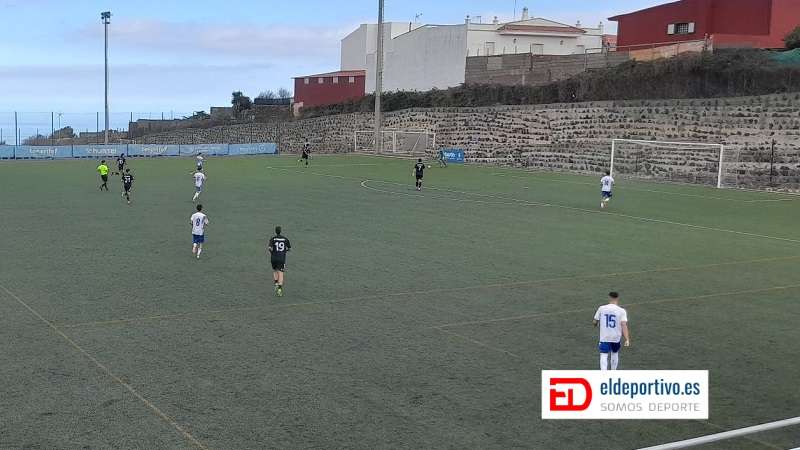 El Tenerife C se afianza en la zona alta