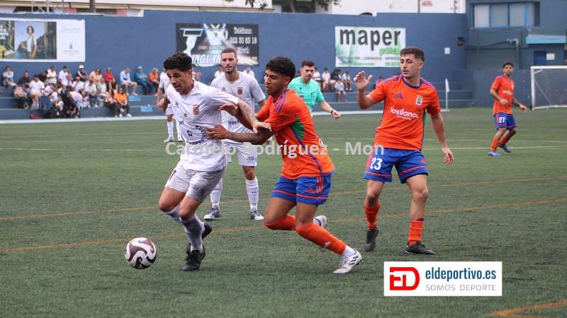 Empate entre el Puerto Cruz y Los Llanos en un intenso partido