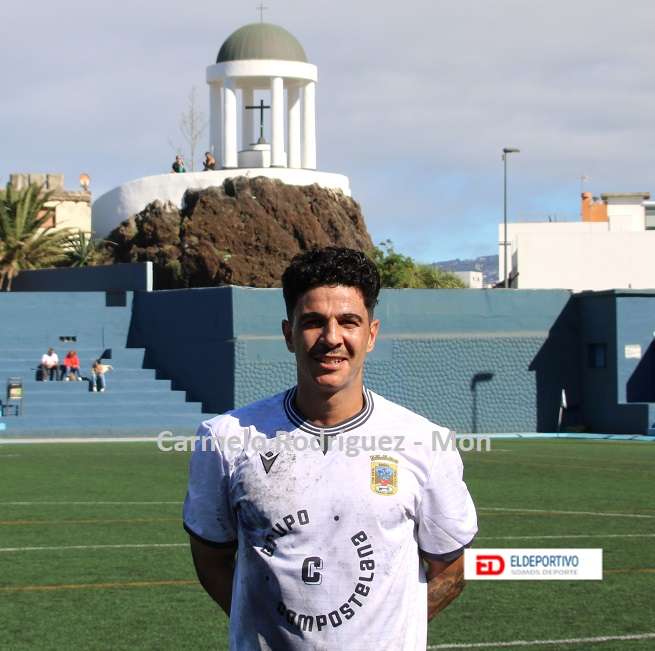 Iván del Pino, autor del segundo gol del Puerto Cruz.