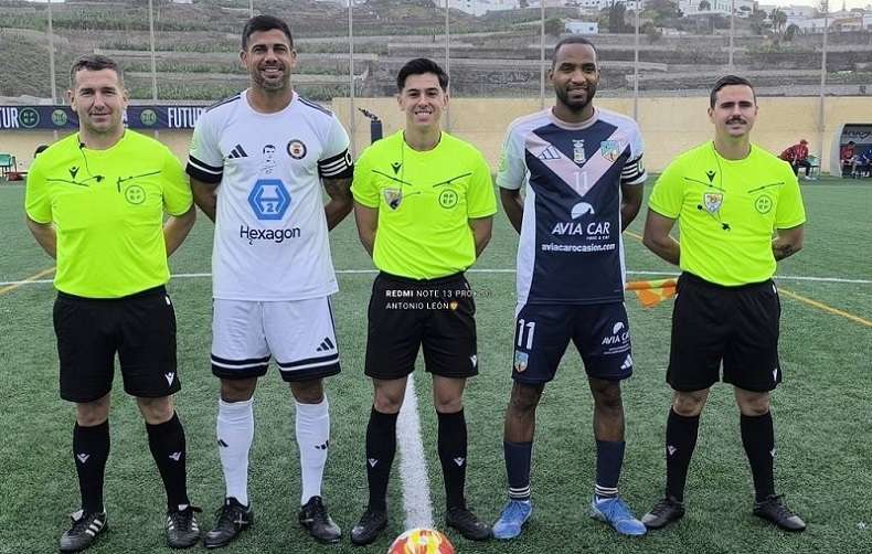 El Arucas tira de efectividad para remontar al San Fernando