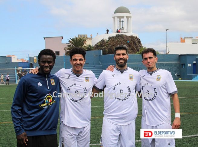 Massamba, Óliver, Eduardo Hueso e Iván del Pino, autores de los cuatro goles del CD.Puerto Cruz.
